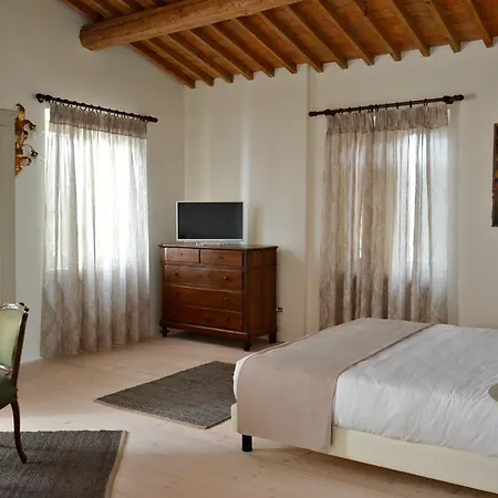 Frühstückspension Relais Bacio Di Luna