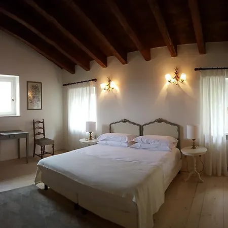 Frühstückspension Relais Bacio Di Luna *